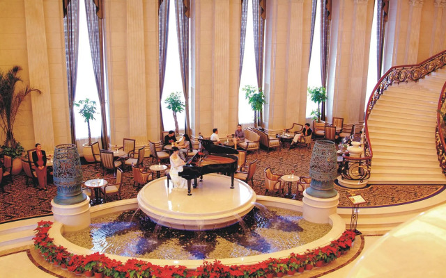 Sanya Baohong Hotel