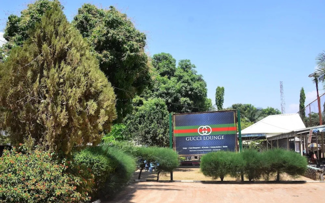 Kenfeli International Palmbeach Hotel