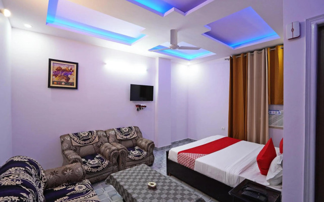 OYO 46441 Five Star Residency