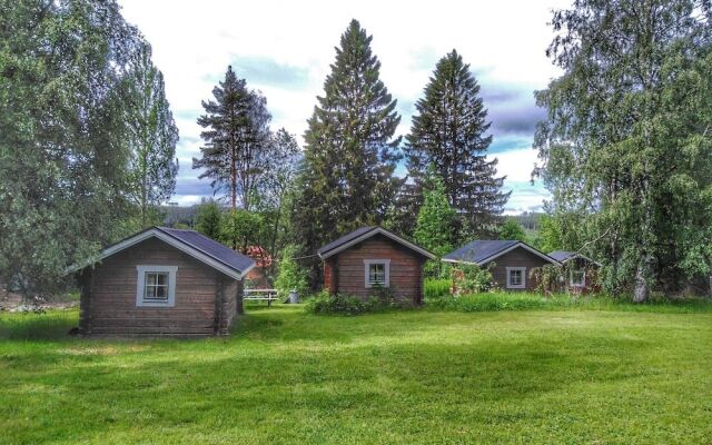 Gillhov   camping and  B&B - Hostel