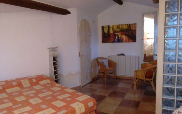 Carlo's Country House