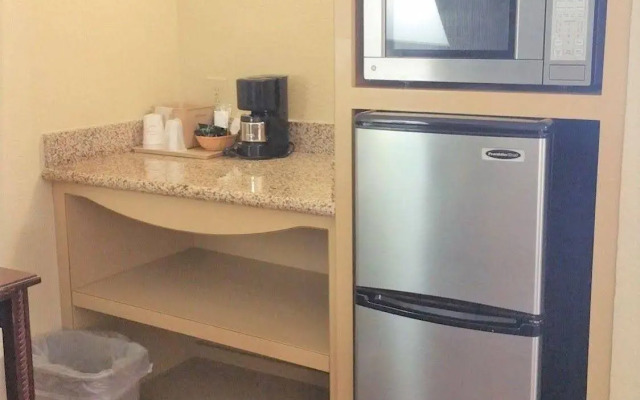 Governor's Suites Hotel Oklahoma City Airport Area