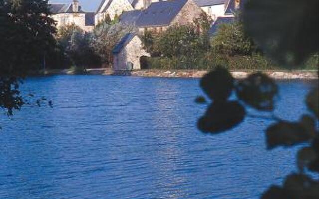 Logis Hotel Restaurant Croix Verte