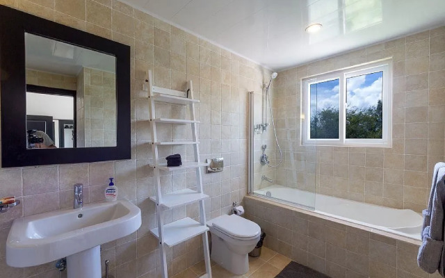 Lake View Villa - Scv 103876