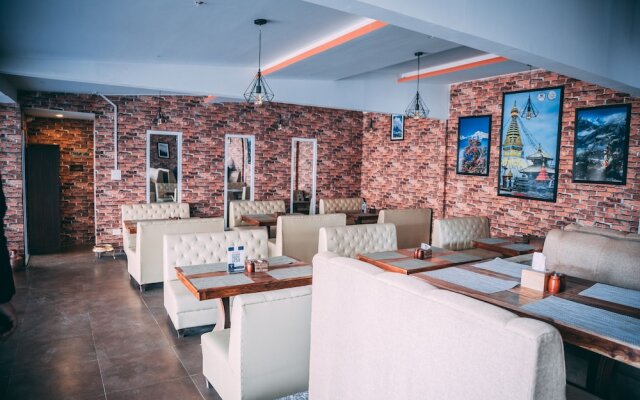 Himalayan Suite Hotel