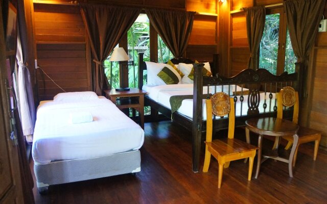 Pai Treehouse Resort