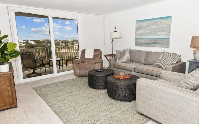 Dolphin Point 404a 2 Bedroom Condo by RedAwning