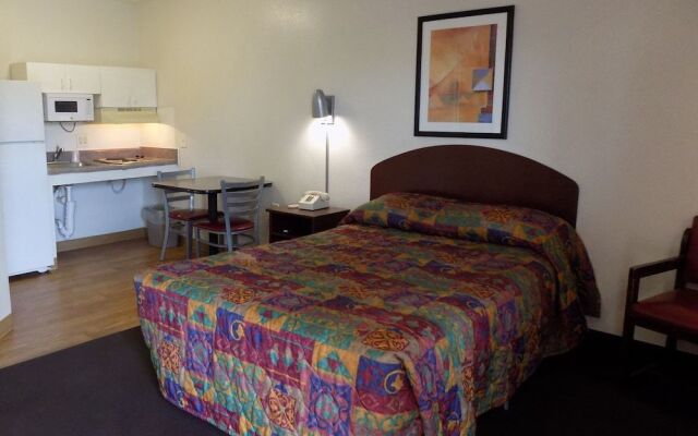 InTown Suites Extended Stay Austin TX - North Lamar Blvd