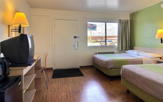 Motel 6 Albuquerque, NM - Midtown