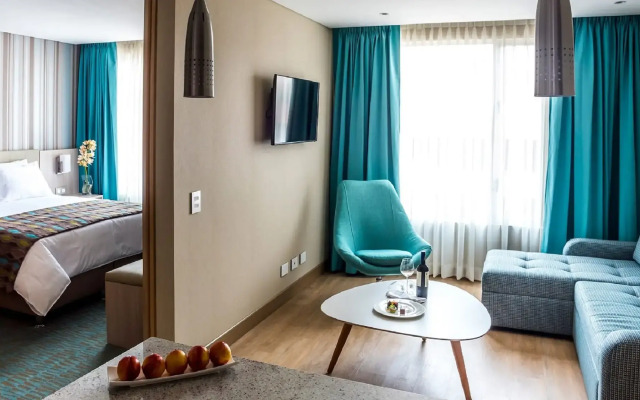 Hotel Plaza Suites