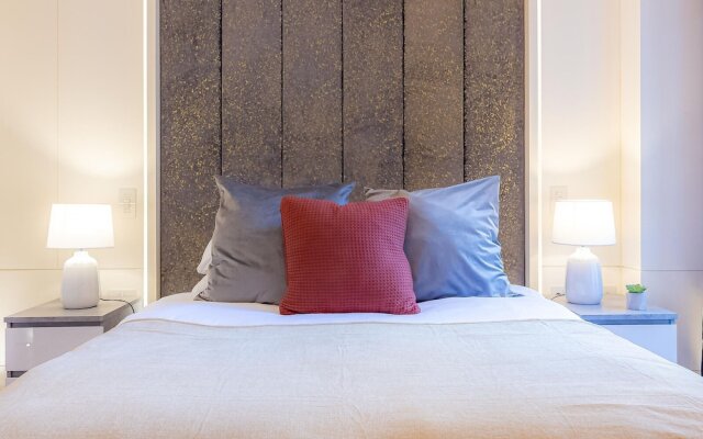 Discover The Underworld Five Bedroom by Belvilla