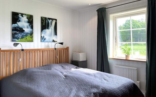 6 Person Holiday Home in Gotene-by Traum