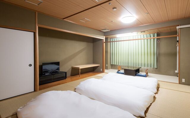 OYO 44808 Sunny Ryokan