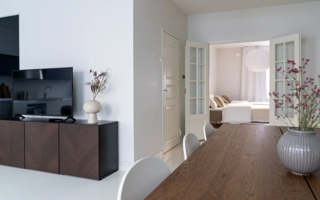 Spacious central apartment with sauna