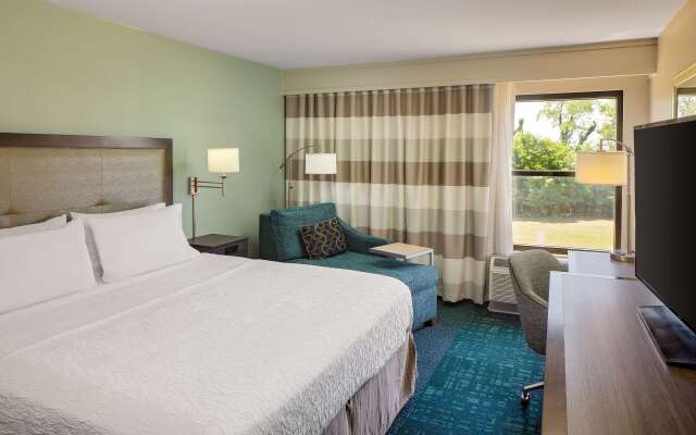 Hampton Inn & Suites Nashville-Airport