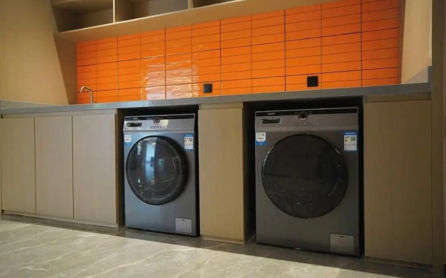 yi xuan hotel - bus station