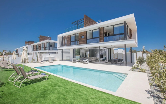 Protaras Elite Pearl Villa Ep14