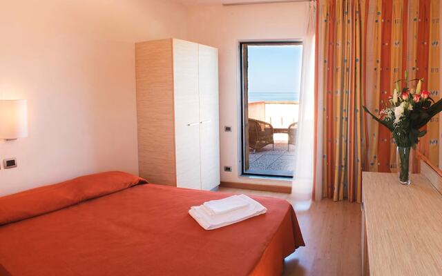 Aparthotel Menfi Beach