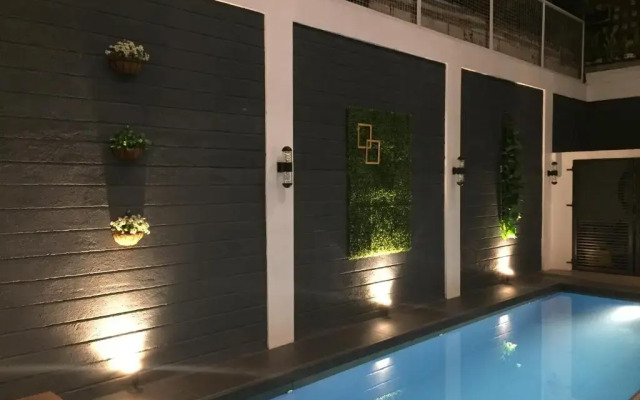 Andeo Suites