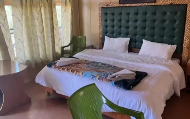 Cheerful Villa