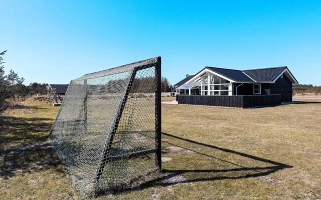 5 Star Holiday Home in Lokken
