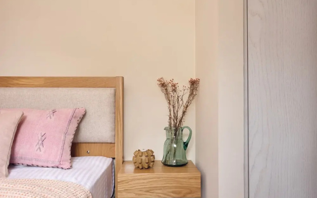 Thea lux natur villa