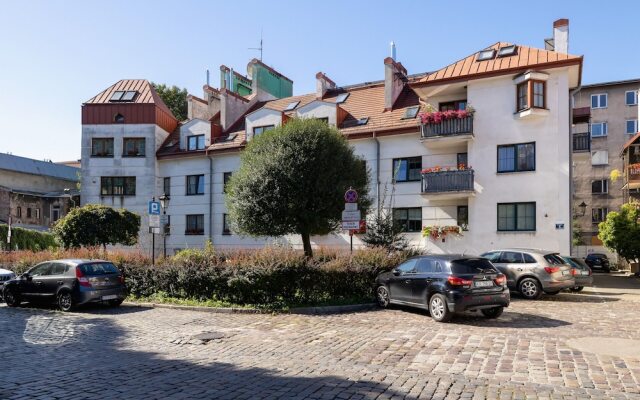 Apartment Kazimierz + Parking by Renters