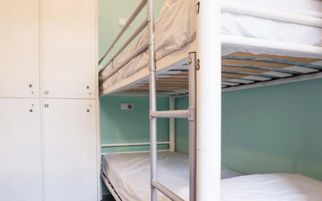 Pars Tailor's Hostel
