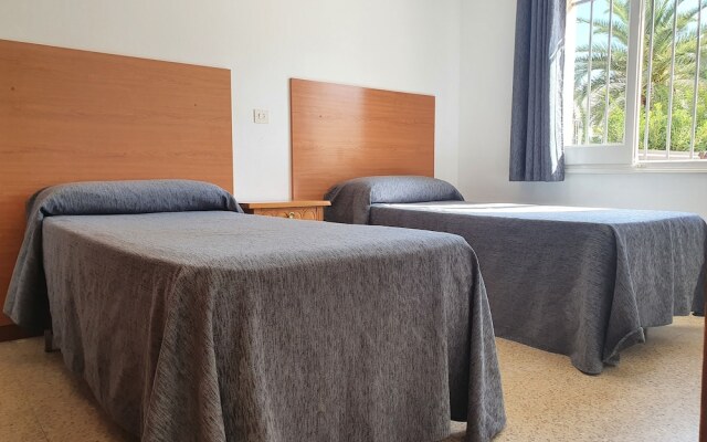 Payet Apartments 2-4 Personas