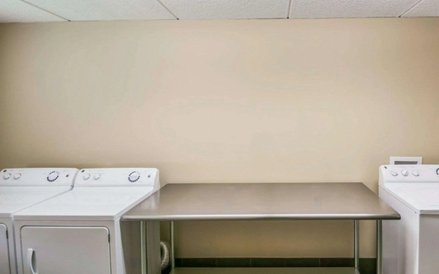 Comfort Inn - NYS Fairgrounds