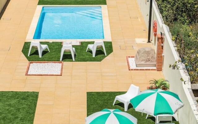 733 Costa Cabral Metro Residence