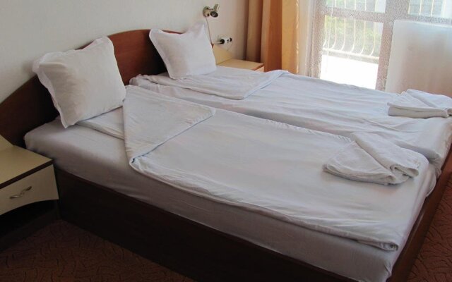 Stop Hotel
