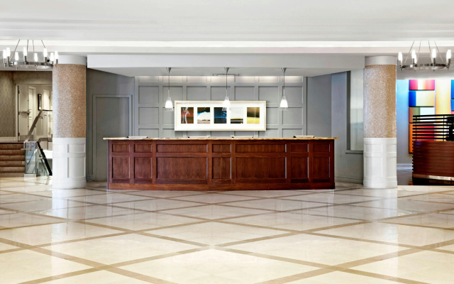 Sheraton Parkway Toronto North Hotel & Suites