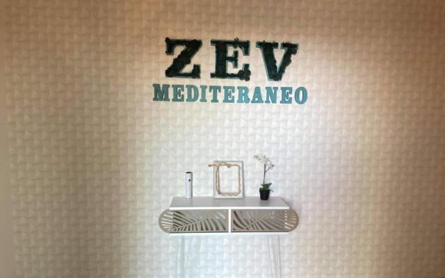 Zev Mediteraneo 27
