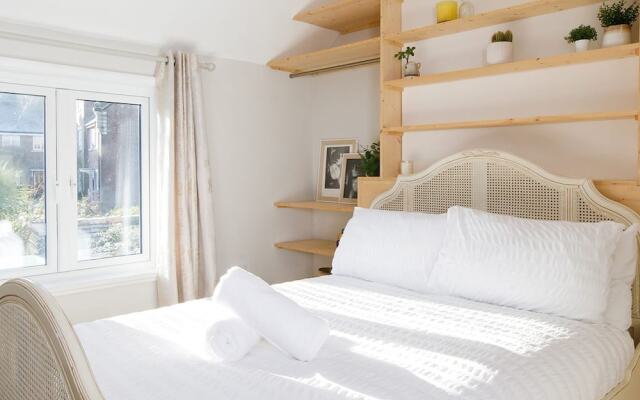Terraced Townhouse Close to City Centre