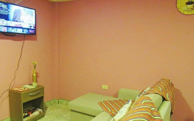 Amigos Del Mundo Guesthouse
