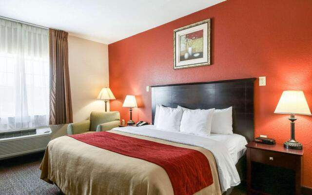 Quality Inn Kingsville Hwy 77