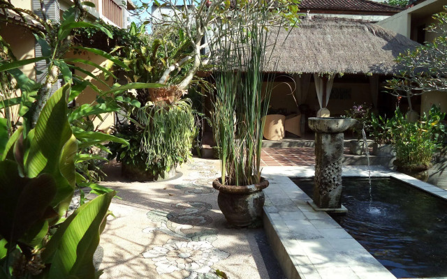 Lokasari Bungalows Spa & Gallery