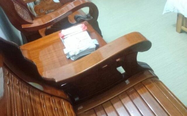 Longmen Hostel