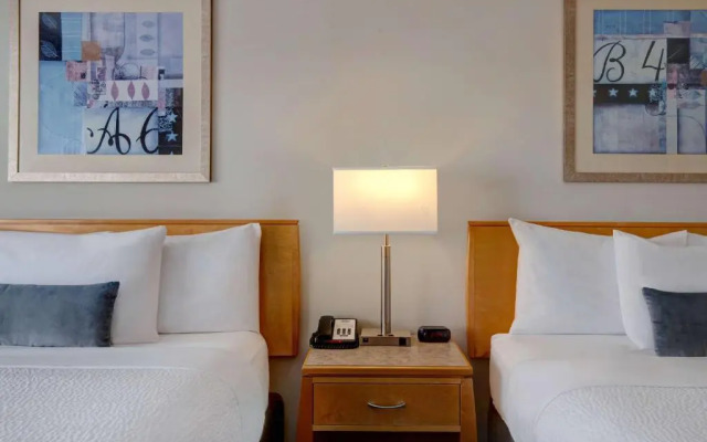 Victoria Airport/Sidney Travelodge