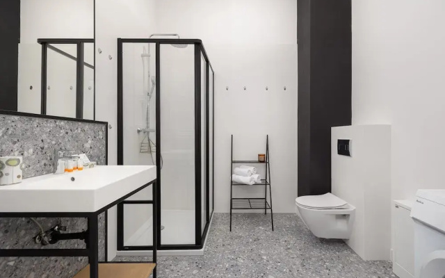 Studio With Terrace by Renters