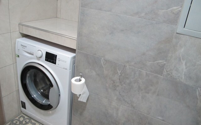 Apartment on Bulvar Nadezhd Apt. 305