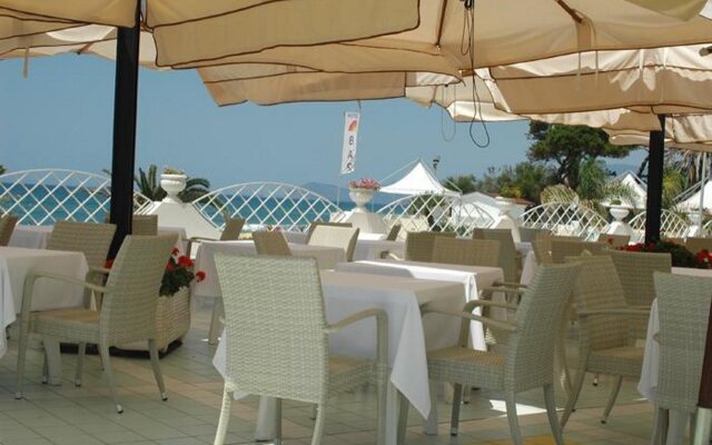 Grand Hotel La Playa
