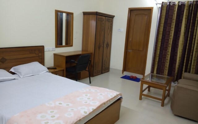 Hill Crown Hotel & Resort