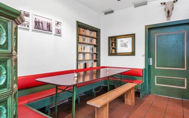 Hotel Pinzgauerhof by Skinetworks