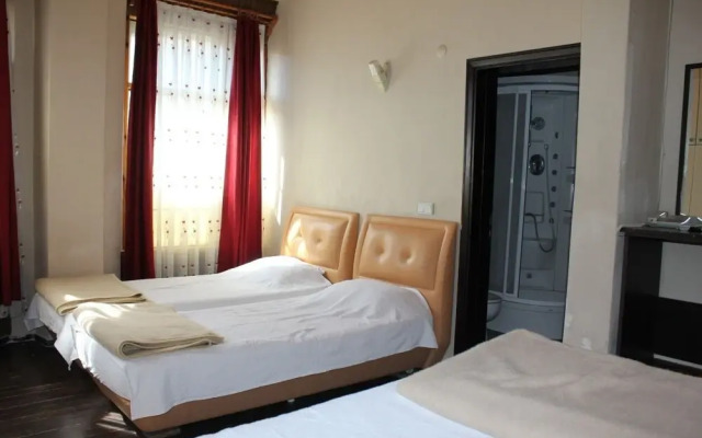 Urla Tarihi Han Otel