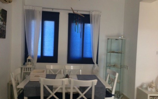 House With 3 Bedrooms in Argaka, With Wonderful sea View, Private Pool