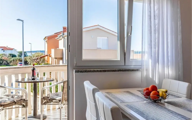 Amazing Apartment in Medulin With 1 Bedrooms and Wifi