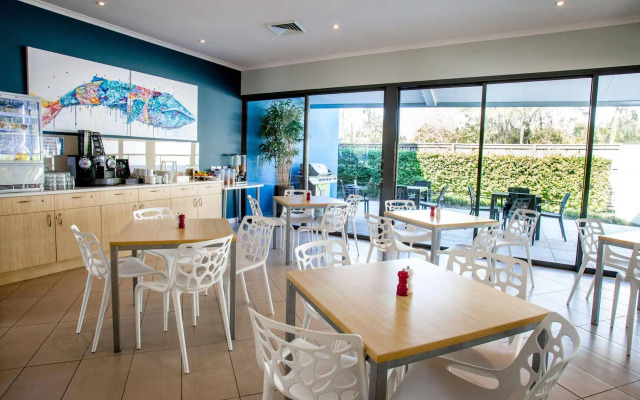 Manly Marina Cove Motel Brisbane