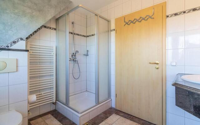 Whg-4-Adlerhorst-Ferienhaus-Am-Boddenufer-Buschvitz